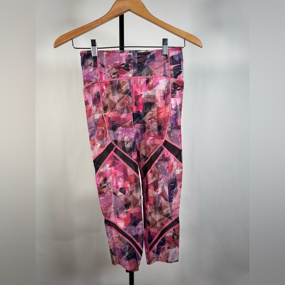NWOT Lululemon On Pace Crop *21" Sun Dazed Multi Pink - Picture 8 of 9